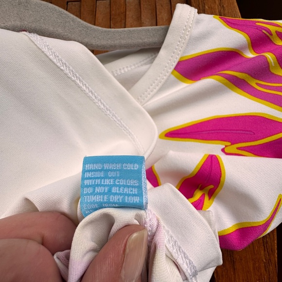 J McLaughlin floral size small. Catalina cloth. - Picture 5 of 5